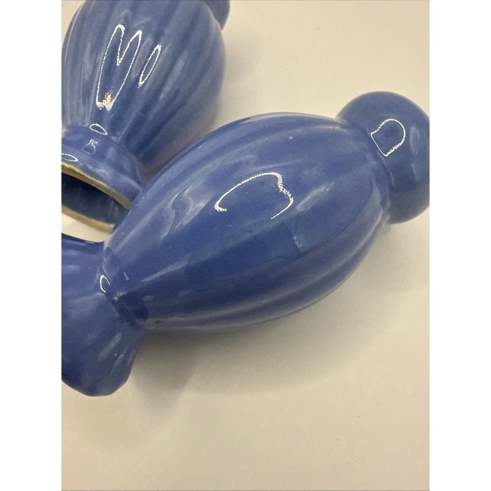 STANGL COLONIAL BLUE, SALT & PEPPER‎ SHAKERS
